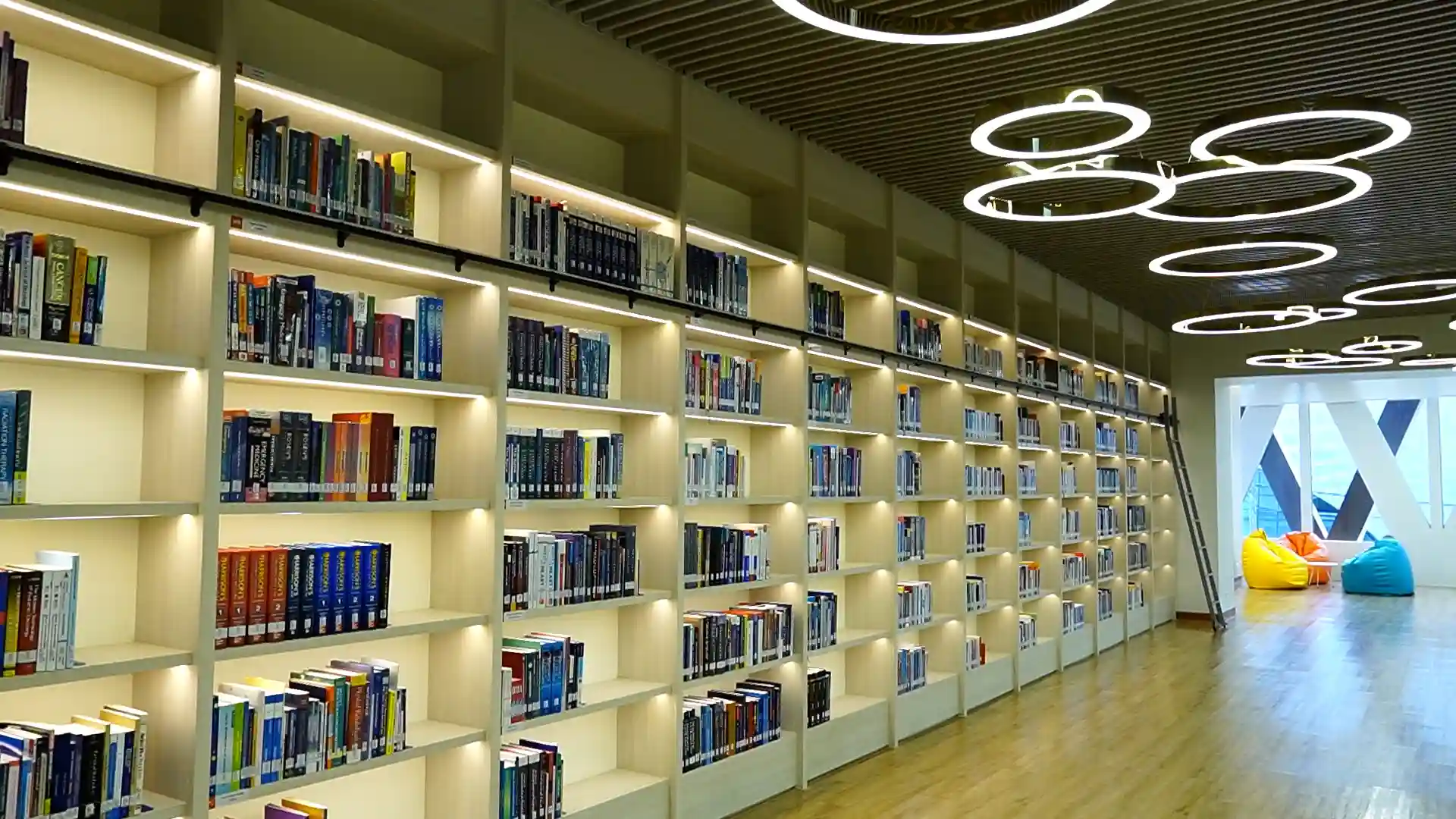 ห้องสมุดราชวิทยาลัย_6